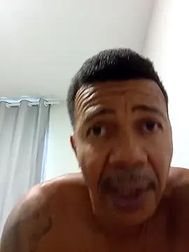Snapshot of moreno25centimetro chatting on 3, 7, 2026 moreno25centimetro online show from 3, 7, 2026