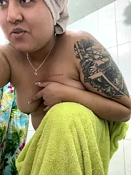 naomy26 online show from 4, 11, 2025