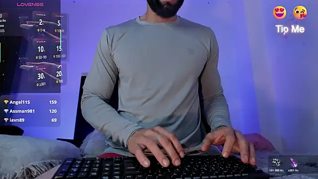 Enzo-wolf33 online show from 25, 4, 2026