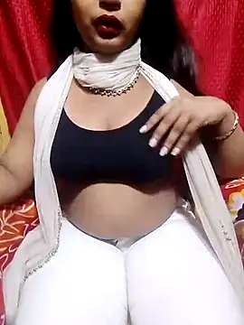 Snapshot of Babe_Doll04 chatting on 19, 9, 2025 Babe Doll04 online show from 19, 9, 2025