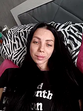 Snapshot of Princessa99885 chatting on 13, 10, 2025 Princessa99885 online show from 13, 10, 2025