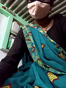 MISS LOVE 001 online show from 10, 10, 2025