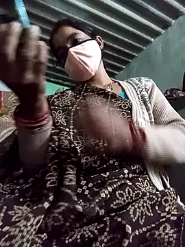 MISS LOVE 001 online show from 29, 10, 2025