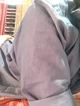 Snapshot of Radhika_01 chatting on 21, 11, 2025 Radhika 01 online show from 21, 11, 2025