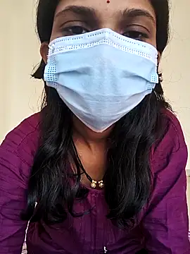 Snapshot of Shivani2002 chatting on 10, 11, 2025 Shivani2002 online show from 10, 11, 2025