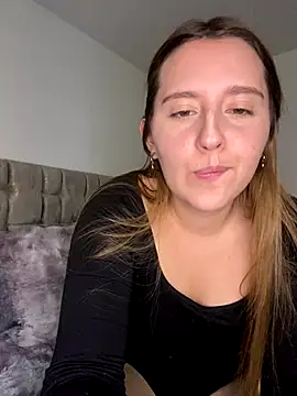 Snapshot of Cutie_blondie chatting on 16, 12, 2025 Cutie blondie online show from 16, 12, 2025