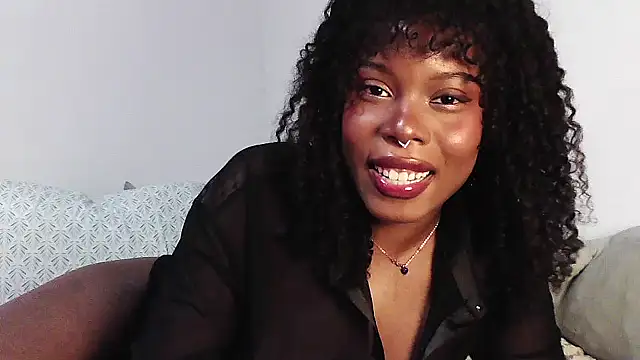 Snapshot of SparklingSoleil chatting on 10, 11, 2025 SparklingSoleil online show from 10, 11, 2025