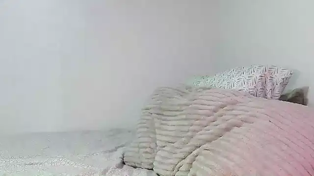 Snapshot of SparklingSoleil chatting on 16, 11, 2025 SparklingSoleil online show from 16, 11, 2025