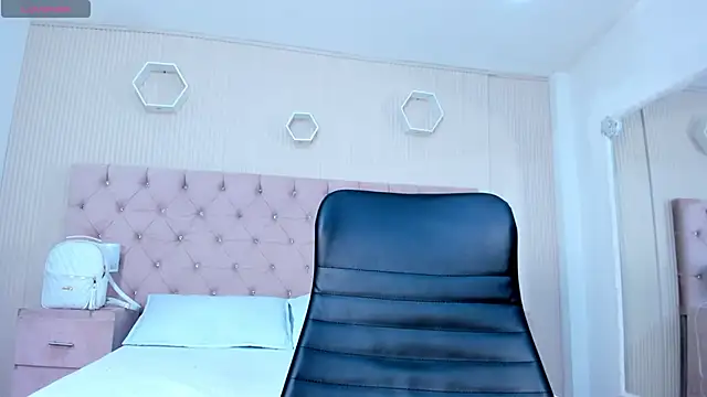 MadisonSky  online show from 31, 10, 2025