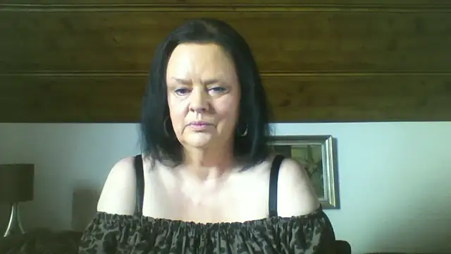Snapshot of TiffanyMature chatting on 15, 9, 2025 TiffanyMature online show from 15, 9, 2025