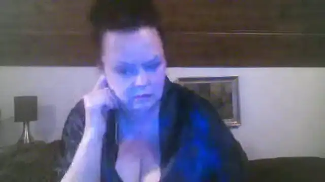Snapshot of TiffanyMature chatting on 20, 9, 2025 TiffanyMature online show from 20, 9, 2025