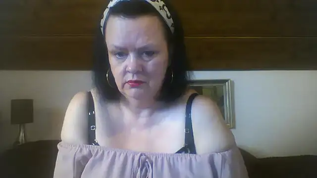 Snapshot of TiffanyMature chatting on 22, 9, 2025 TiffanyMature online show from 22, 9, 2025