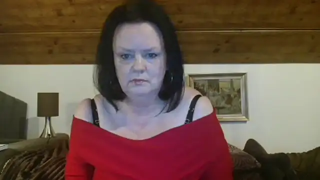Snapshot of TiffanyMature chatting on 3, 10, 2025 TiffanyMature online show from 3, 10, 2025