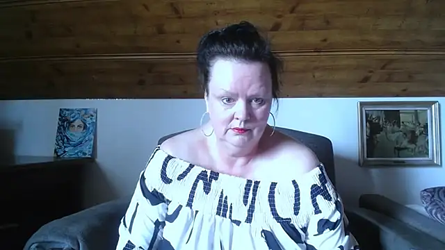 Snapshot of TiffanyMature chatting on 20, 5, 2026 TiffanyMature online show from 20, 5, 2026