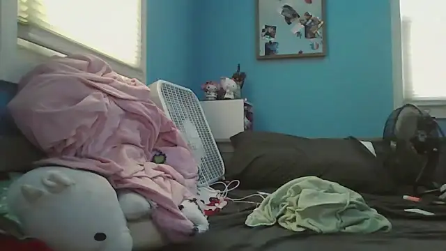 Liam axel35 online show from 27, 9, 2025