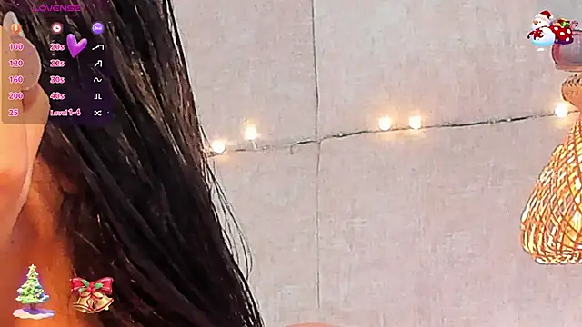 Snapshot of VioletHilton chatting on 6, 1, 2026 VioletHilton online show from 6, 1, 2026