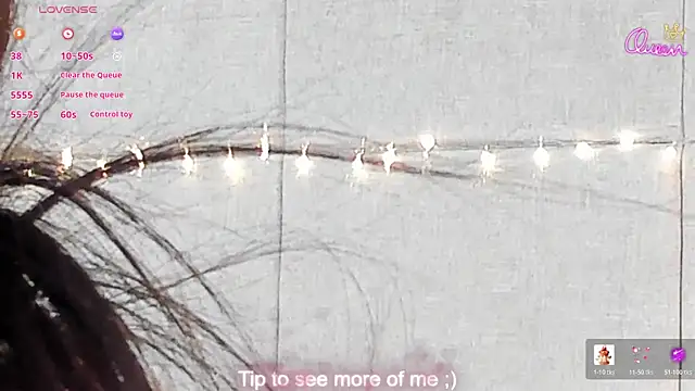 Snapshot of VioletHilton chatting on 23, 2, 2026 VioletHilton online show from 23, 2, 2026