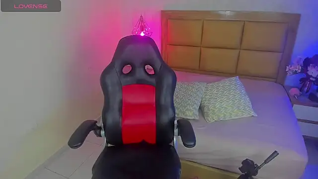 MELISSAROUGE online show from 18, 2, 2026