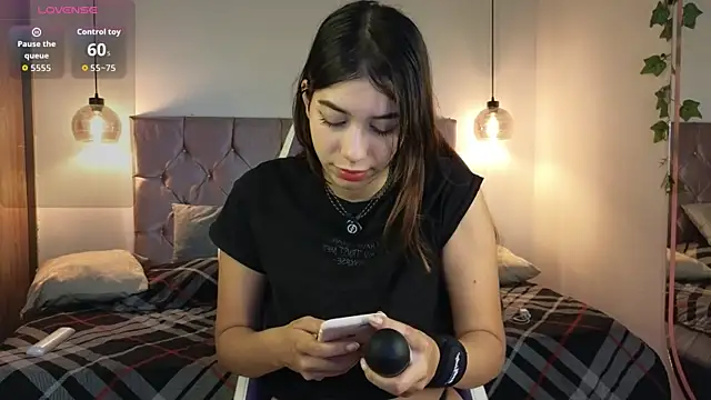 Snapshot of lila_min chatting on 15, 9, 2025 lila min online show from 15, 9, 2025