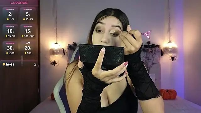 Snapshot of lila_min chatting on 4, 10, 2025 lila min online show from 4, 10, 2025