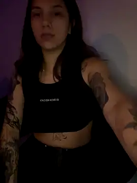 Snapshot of Kissmalditox chatting on 7, 11, 2025 Kissmalditox online show from 7, 11, 2025