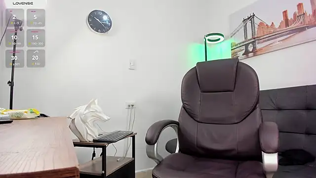 Dash Bukoski online show from 1, 11, 2025