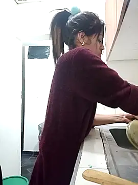 toxic sweet  online show from 28, 11, 2025