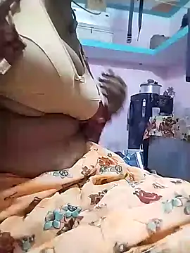 Shruti Bhabhi38 online show from 17, 9, 2025