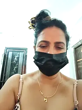 Shruti Bhabhi38 online show from 4, 11, 2025