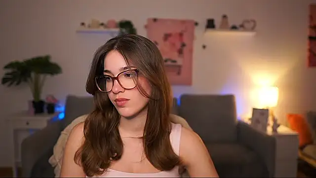 kissie cat online show from 24, 3, 2026