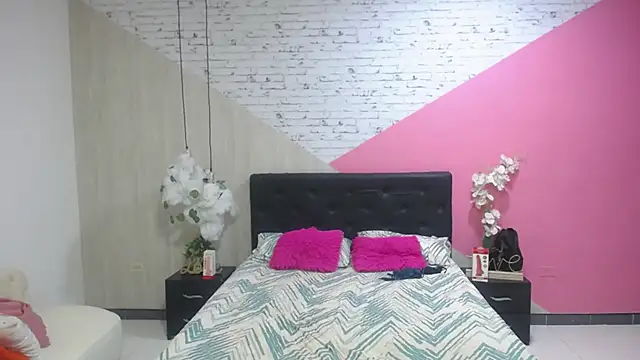minha tanisha online show from 13, 9, 2025