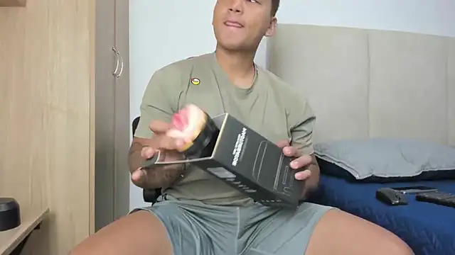 Hector 21  online show from 1, 2, 2026