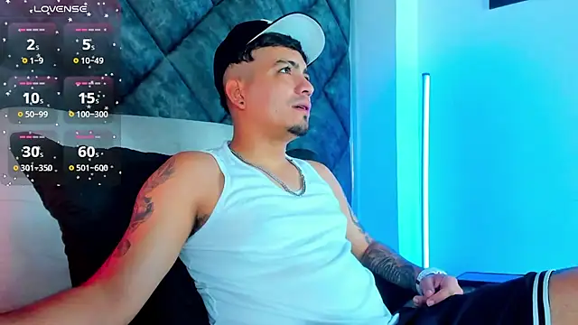 OwenStonne  online show from 1, 12, 2025