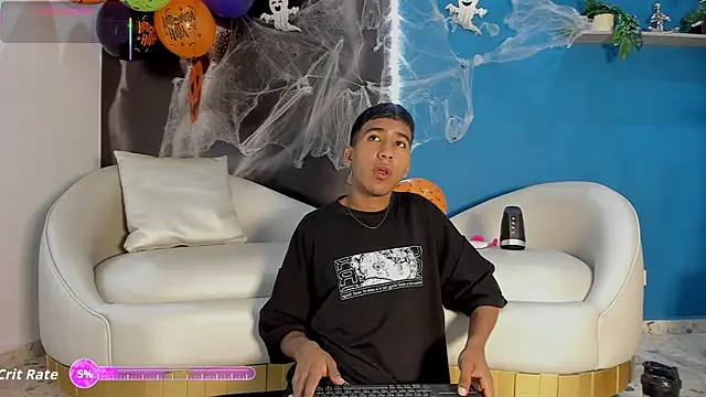 Snapshot of ender_h0t chatting on 16, 10, 2025 ender h0t online show from 16, 10, 2025