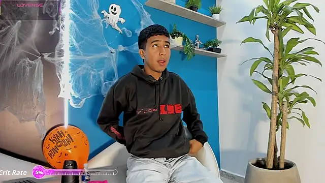 Snapshot of ender_h0t chatting on 23, 10, 2025 ender h0t online show from 23, 10, 2025