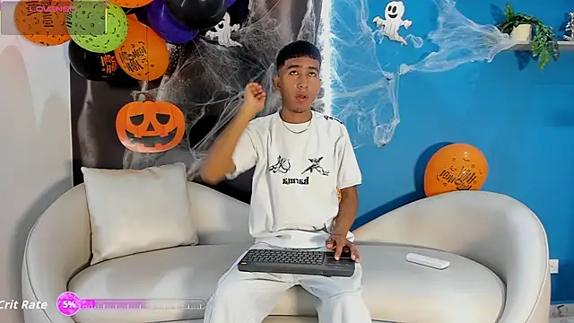 Snapshot of ender_h0t chatting on 24, 10, 2025 ender h0t online show from 24, 10, 2025