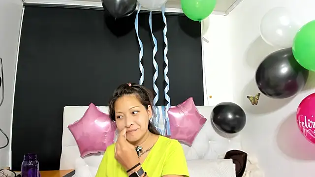 evelynesex online show from 16, 3, 2026