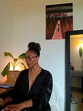 Snapshot of BiiancaEstradaa chatting on 25, 5, 2026 BiiancaEstradaa online show from 25, 5, 2026