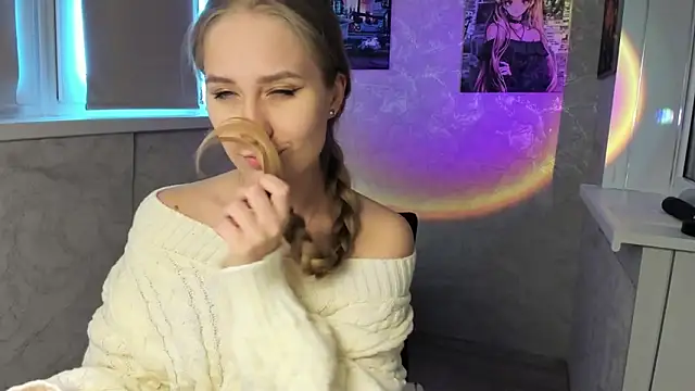 sofamuffin online show from 8, 2, 2026