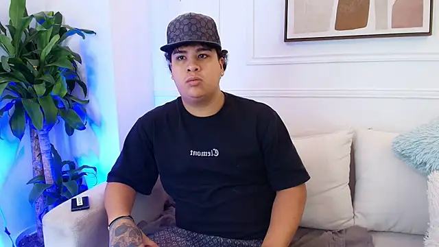 Naim Bennetsex online show from 4, 11, 2025