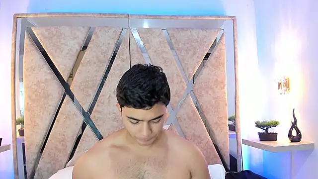 jayd muscle online show from 5, 12, 2025