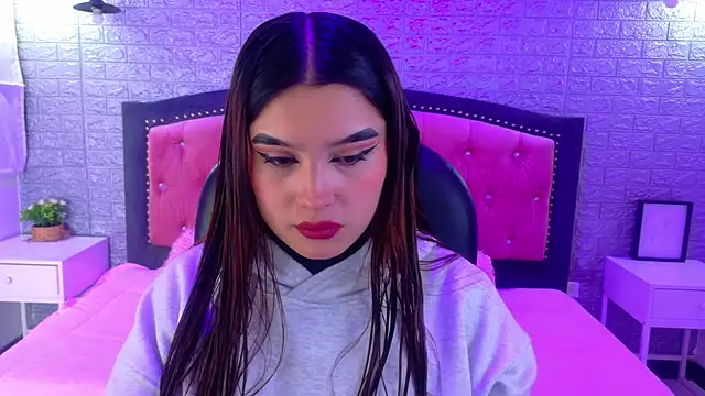 Natalie loffreda online show from 21, 12, 2025