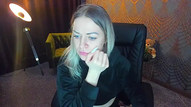 Anna Snows online show from 6, 4, 2026