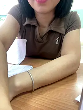 Snapshot of -NhaKy22 chatting on 11, 10, 2025 -NhaKy22 online show from 11, 10, 2025