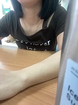 Snapshot of -NhaKy22 chatting on 7, 11, 2025 -NhaKy22 online show from 7, 11, 2025