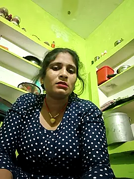 Snapshot of Hot-piuy chatting on 15, 9, 2025 Hot-piuy online show from 15, 9, 2025