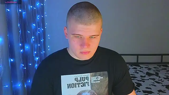 kittenmurr online show from 1, 12, 2025