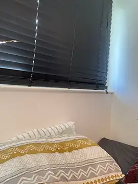 Charsworld online show from 5, 4, 2026