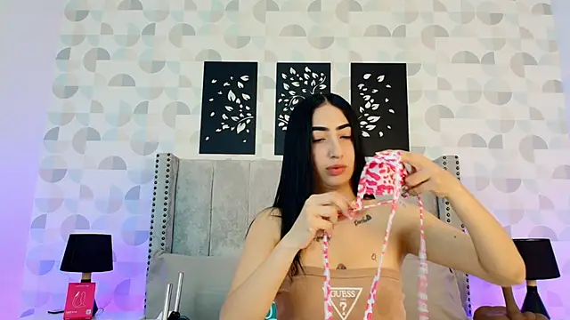natasha moreno online show from 4, 6, 2026