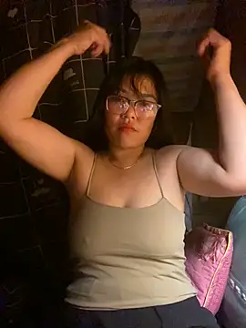 Snapshot of sexybaby_00 chatting on 19, 9, 2025 sexybaby 00 online show from 19, 9, 2025